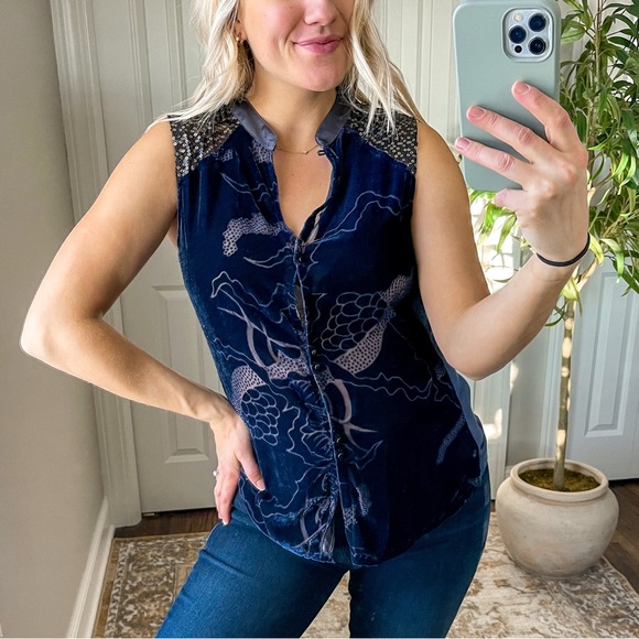 Anthropologie Tops - Anthropologie x TINY Burnout Velvet Sleeveless Blouse